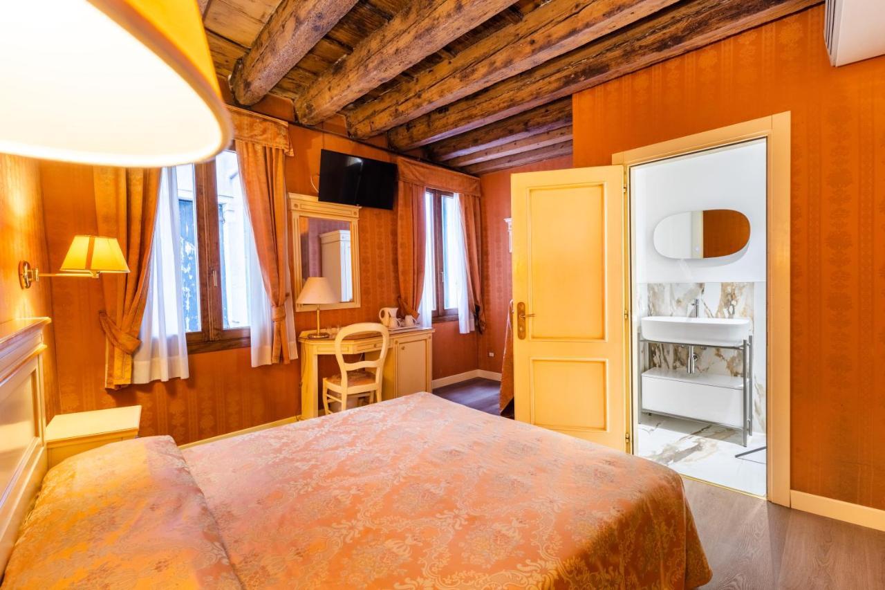 Bed and Breakfast Lanterna Di Marco Polo à Venise Extérieur photo