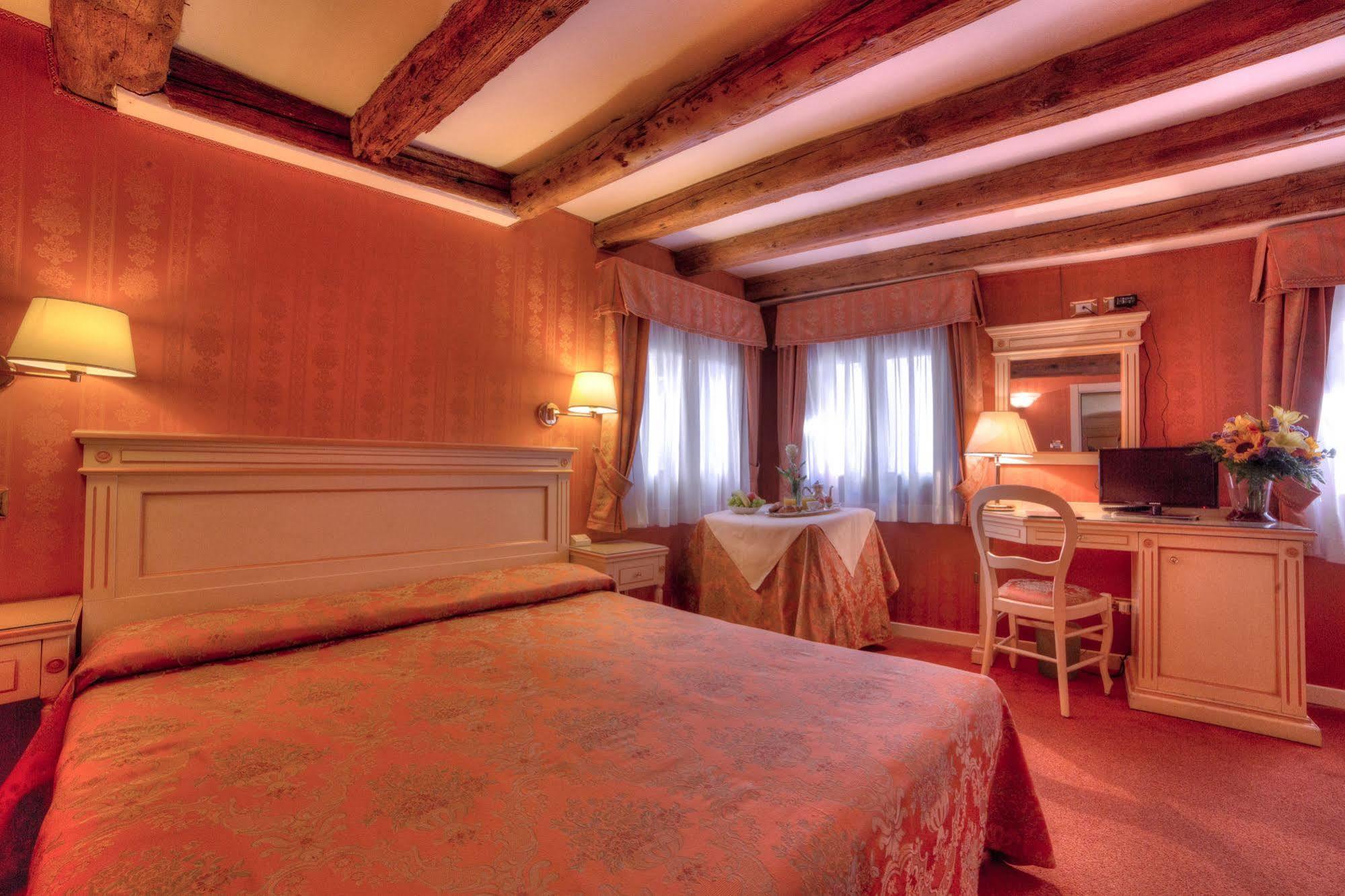 Bed and Breakfast Lanterna Di Marco Polo à Venise Extérieur photo