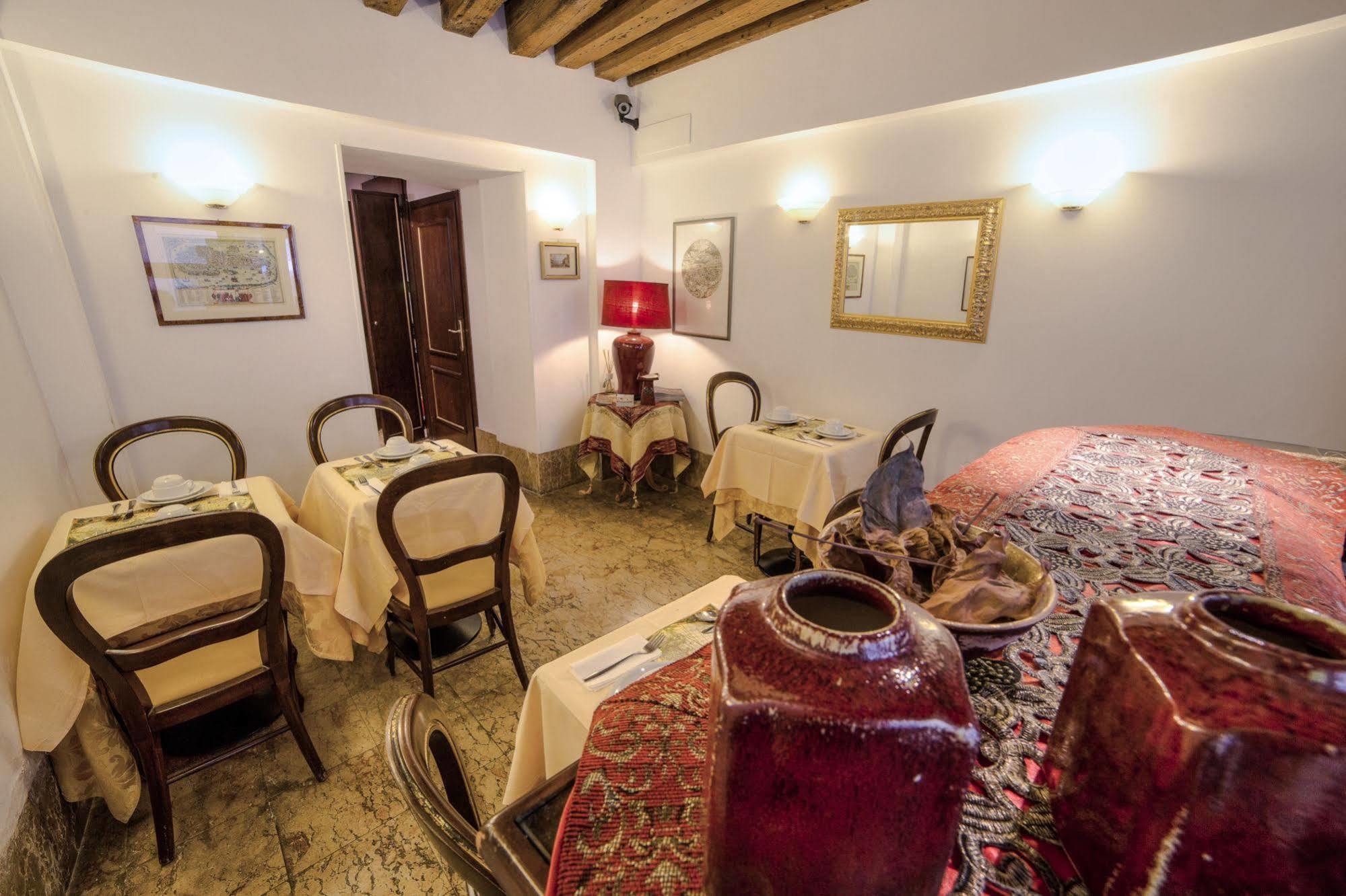 Bed and Breakfast Lanterna Di Marco Polo à Venise Extérieur photo